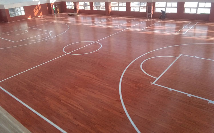 學校籃球場地木地板批發