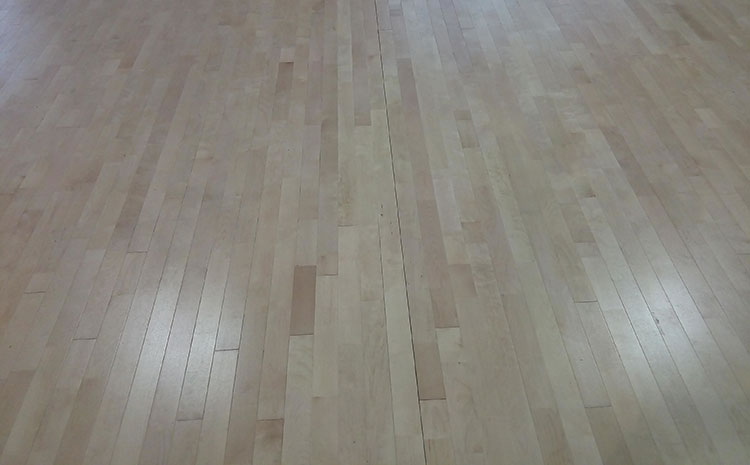 海口楓木體育木地板施工技術